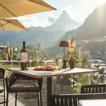 Otel Relais & Chateaux Schoenegg Zermatt