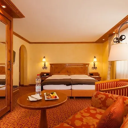 Relais & Chateaux Schoenegg 4* 采尔马特