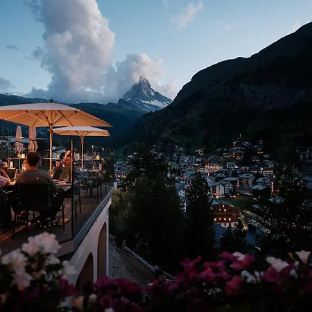 Relais & Chateaux Schoenegg 4* 采尔马特