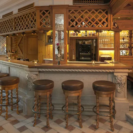 酒店 Relais & Chateaux Schoenegg 4*