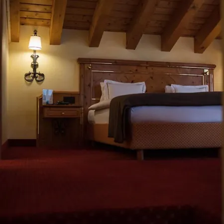 Relais & Chateaux Schoenegg فندق زيرمات