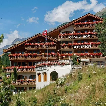 Relais & Chateaux Schoenegg فندق